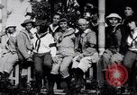 Image Gouverneur Lowden visites des travailleurs agricoles des femmes pendant la guerre Libertyville Illinois USA, 1917, de la seconde 37 séquences d'archives historiques vidéo 65675035188