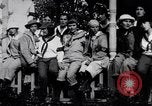 Image Gouverneur Lowden visites des travailleurs agricoles des femmes pendant la guerre Libertyville Illinois USA, 1917, de la seconde 39 séquences d'archives historiques vidéo 65675035188