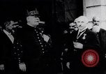 Image le Maréchal Joffre avec Shearson et l'Ambassadeur Sharp Paris France, 1918, de la seconde 4 séquences d'archives historiques vidéo 65675035189