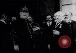 Image le Maréchal Joffre avec Shearson et l'Ambassadeur Sharp Paris France, 1918, de la seconde 6 séquences d'archives historiques vidéo 65675035189