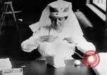 Image Croix-Rouge infirmières pendant l'épidémie de grippe espagnole a Boston Massachusetts USA, 1918, de la seconde 28 séquences d'archives historiques vidéo 65675035191