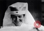 Image Croix-Rouge infirmières pendant l'épidémie de grippe espagnole a Boston Massachusetts USA, 1918, de la seconde 38 séquences d'archives historiques vidéo 65675035191