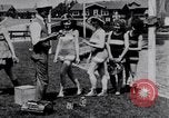 Image American women Venice Beach Los Angeles California USA, 1917, de la seconde 28 séquences d'archives historiques vidéo 65675035192