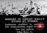 Standbild Kohle Grube Arbeiter im Streik Wilkes-Barre Pennsylvania USA, 1919, aus Sekunde 9 historischem Filmmaterial Videoclip 65675035195