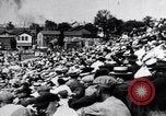 Standbild Kohle Grube Arbeiter im Streik Wilkes-Barre Pennsylvania USA, 1919, aus Sekunde 34 historischem Filmmaterial Videoclip 65675035195