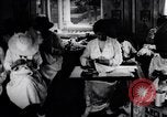 Standbild Gesellschaft Frauen Washington DC USA, 1917, aus Sekunde 9 historischem Filmmaterial Videoclip 65675035203