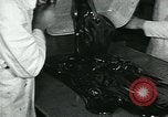Image Chocolate Factory United States USA, 1921, de la seconde 39 séquences d'archives historiques vidéo 65675035221