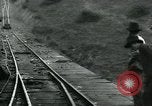 Standbild Bergleute United States USA, 1923, aus Sekunde 52 historischem Filmmaterial Videoclip 65675035230