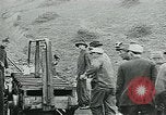 Standbild Bergleute United States USA, 1923, aus Sekunde 58 historischem Filmmaterial Videoclip 65675035230