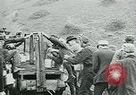 Standbild Bergleute United States USA, 1923, aus Sekunde 59 historischem Filmmaterial Videoclip 65675035230