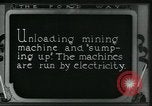 Immagine di I minatori United States USA, 1923, secondo 27 filmato di repertorio 65675035231