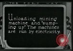 Immagine di I minatori United States USA, 1923, secondo 28 filmato di repertorio 65675035231