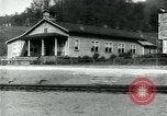 Standbild Ford Minen Wallins Creek Kentucky USA, 1924, aus Sekunde 26 historischem Filmmaterial Videoclip 65675035233