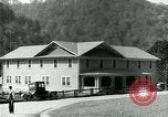 Standbild Ford Minen Wallins Creek Kentucky USA, 1924, aus Sekunde 56 historischem Filmmaterial Videoclip 65675035233