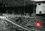 Standbild Ford Minen Wallins Creek Kentucky USA, 1924, aus Sekunde 27 historischem Filmmaterial Videoclip 65675035234