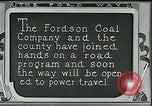 Standbild Ford Minen Stone Kentucky USA, 1924, aus Sekunde 1 historischem Filmmaterial Videoclip 65675035237