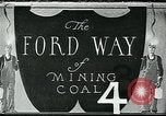 Standbild Ford Minen Stone Kentucky USA, 1924, aus Sekunde 1 historischem Filmmaterial Videoclip 65675035238