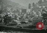 Image Ford des mines West Virginia USA, 1924, de la seconde 42 séquences d'archives historiques vidéo 65675035241