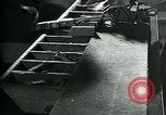 Immagine di Ford auto United States USA, 1932, secondo 24 filmato di repertorio 65675035242