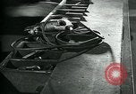 Immagine di Ford auto United States USA, 1932, secondo 32 filmato di repertorio 65675035242