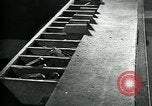 Immagine di Ford auto United States USA, 1932, secondo 34 filmato di repertorio 65675035242