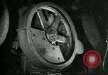 Immagine di Ford auto United States USA, 1932, secondo 56 filmato di repertorio 65675035242