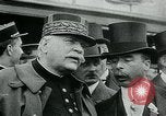 Standbild Marschall Joseph Joffre besuche Amerika während Ersten Weltkrieg New York City USA, 1917, aus Sekunde 35 historischem Filmmaterial Videoclip 65675035251