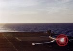 Standbild USS Midway CVB 41 Atlantik, 1951, aus Sekunde 59 historischem Filmmaterial Videoclip 65675035266