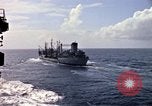 Image USS Midway Vietnam, 1965, de la seconde 24 séquences d'archives historiques vidéo 65675035285
