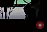 Image USS Midway Vietnam, 1965, de la seconde 60 séquences d'archives historiques vidéo 65675035285