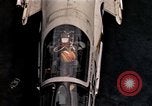 Image USS Midway Vietnam, 1965, de la seconde 6 séquences d'archives historiques vidéo 65675035286