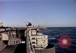 Image USS Midway Vietnam, 1965, de la seconde 25 séquences d'archives historiques vidéo 65675035286