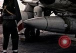 Image USS Midway Vietnam, 1965, de la seconde 7 séquences d'archives historiques vidéo 65675035287