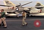Image USS Midway Vietnam, 1965, de la seconde 18 séquences d'archives historiques vidéo 65675035287