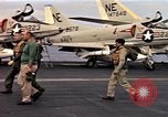Image USS Midway Vietnam, 1965, de la seconde 19 séquences d'archives historiques vidéo 65675035287