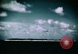 Standbild Transport Eniwetok Atoll Marshall Inseln, 1944, aus Sekunde 14 historischem Filmmaterial Videoclip 65675035293