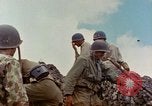 Standbild US Marines Saipan Nördliche Marianen, 1944, aus Sekunde 13 historischem Filmmaterial Videoclip 65675035306