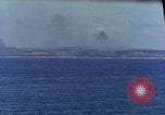 Standbild Bombardierung auf Saipan Saipan Nördliche Marianen, 1944, aus Sekunde 5 historischem Filmmaterial Videoclip 65675035316