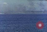 Standbild Bombardierung auf Saipan Saipan Nördliche Marianen, 1944, aus Sekunde 15 historischem Filmmaterial Videoclip 65675035316