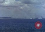 Standbild Bombardierung auf Saipan Saipan Nördliche Marianen, 1944, aus Sekunde 46 historischem Filmmaterial Videoclip 65675035316