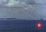 Standbild Bombardierung auf Saipan Saipan Nördliche Marianen, 1944, aus Sekunde 50 historischem Filmmaterial Videoclip 65675035316