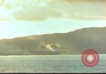 Standbild Bombardierung auf Saipan Saipan Nördliche Marianen, 1944, aus Sekunde 51 historischem Filmmaterial Videoclip 65675035316