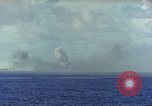 Standbild Bombardierung auf Saipan Saipan Nördliche Marianen, 1944, aus Sekunde 46 historischem Filmmaterial Videoclip 65675035317