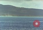 Standbild Bombardierung auf Saipan Saipan Nördliche Marianen, 1944, aus Sekunde 54 historischem Filmmaterial Videoclip 65675035317