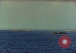 Standbild Bombardierung auf Saipan Saipan Nördliche Marianen, 1944, aus Sekunde 56 historischem Filmmaterial Videoclip 65675035317