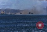Standbild Bombardierung auf Saipan Saipan Nördliche Marianen, 1944, aus Sekunde 26 historischem Filmmaterial Videoclip 65675035319