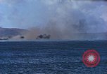 Standbild Bombardierung auf Saipan Saipan Nördliche Marianen, 1944, aus Sekunde 33 historischem Filmmaterial Videoclip 65675035319