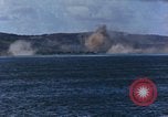 Standbild Bombardierung auf Saipan Saipan Nördliche Marianen, 1944, aus Sekunde 38 historischem Filmmaterial Videoclip 65675035319