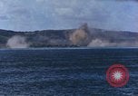 Standbild Bombardierung auf Saipan Saipan Nördliche Marianen, 1944, aus Sekunde 39 historischem Filmmaterial Videoclip 65675035319