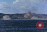 Standbild Bombardierung auf Saipan Saipan Nördliche Marianen, 1944, aus Sekunde 42 historischem Filmmaterial Videoclip 65675035319
